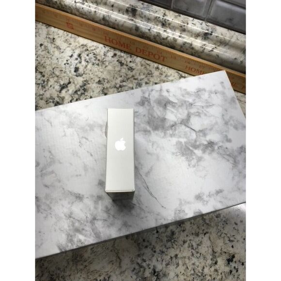 New In Box Genuine OEM Apple iPad Camera Connection Kit MC531ZM/A A1362 A1358 - Picture 5 of 12